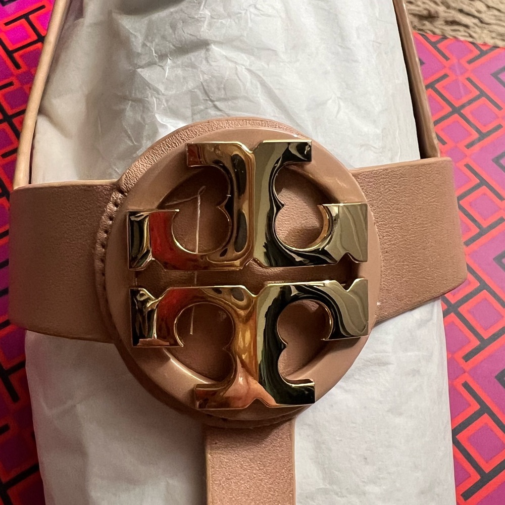 💛NEW IN BOX💛NEVER WORN! Tory Burch Bryce flat thong sandal in color Makeup16